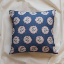 Biggie Best rings cushion in Blue